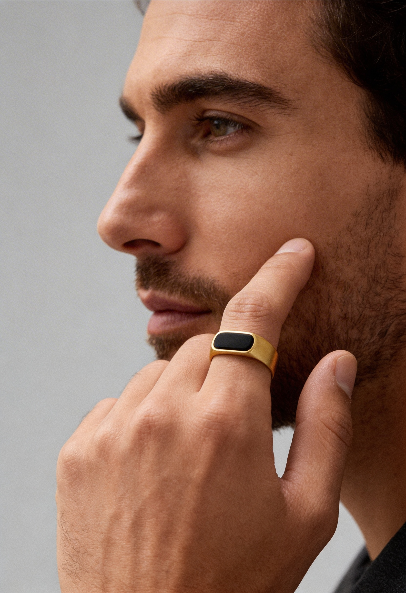 Pierścionek Męski | Sygnet z Czarnym Onyksiem - Złoty 1.2